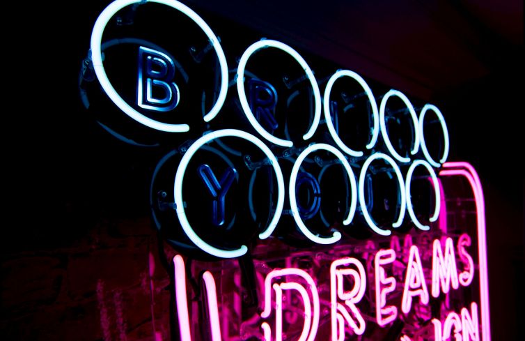 indy-1665x1080-lucid-8